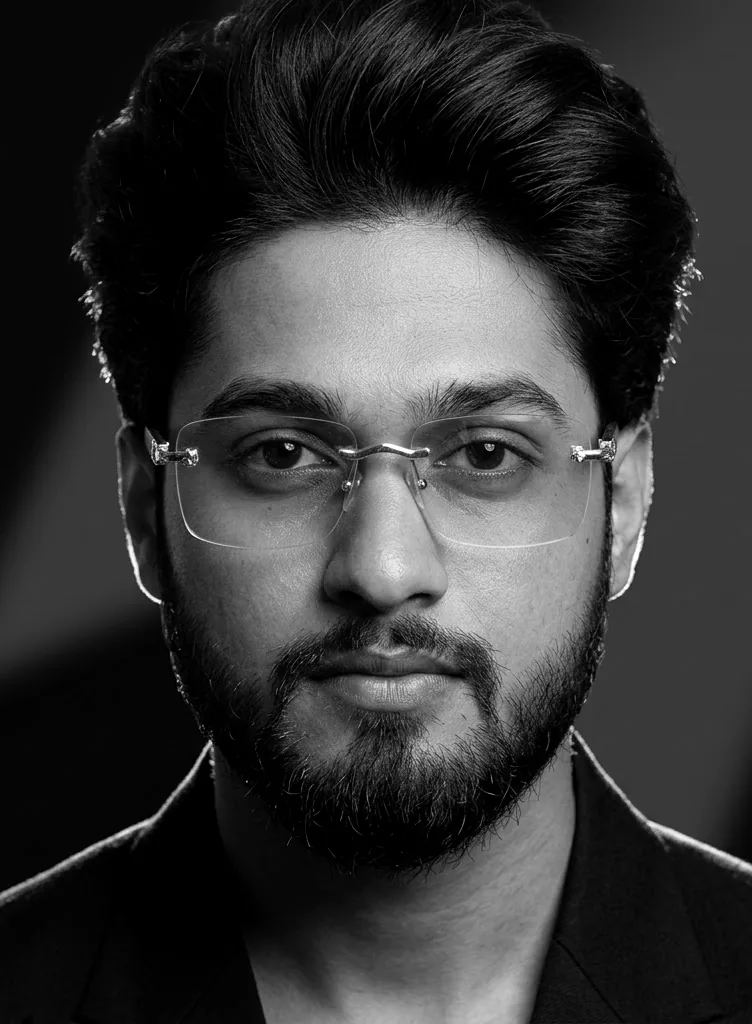 Sumit, founder of Vylew